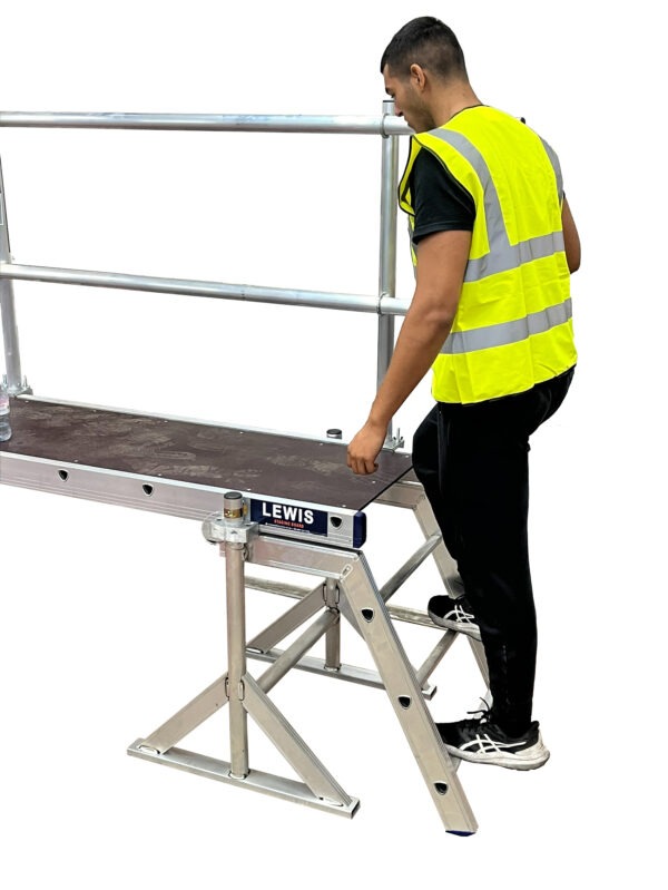 Bandstand system step ladder